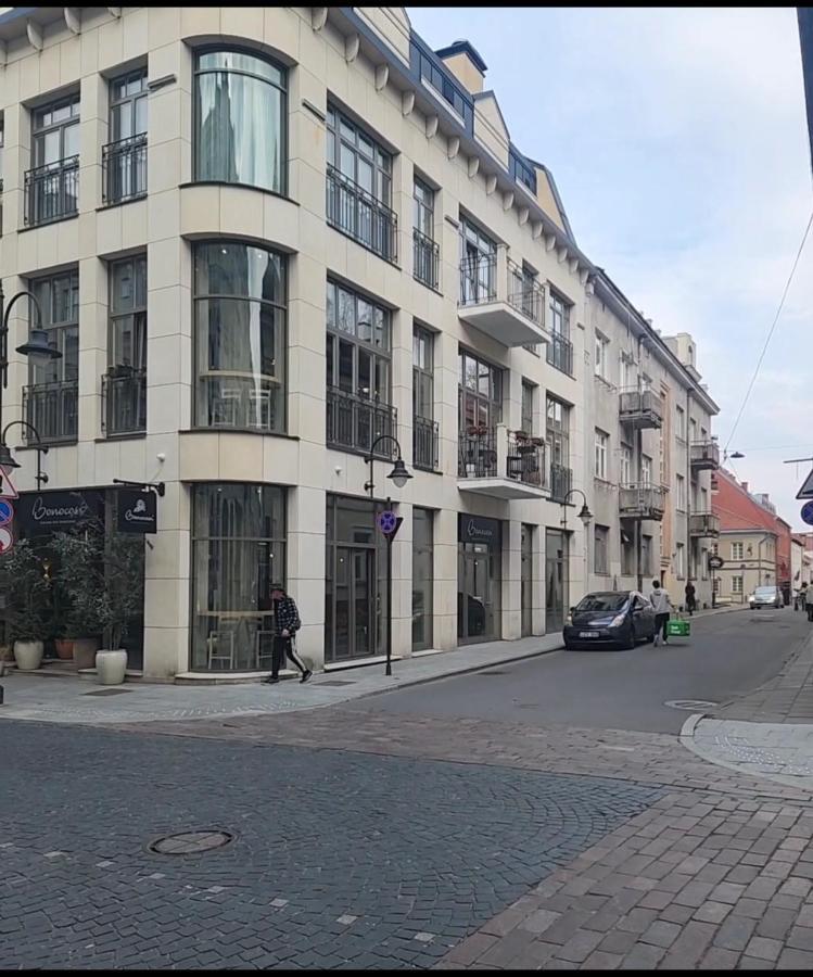 Happy Inn Arka The Heart Of Old Town, Self-Check-In, A-C, Car-Parking, Balkony Vilnius Exterior photo